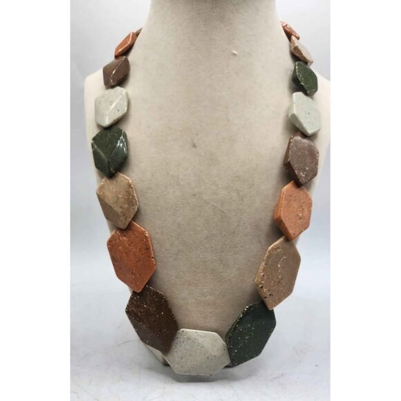 Faceted Acrylic Unique Shaped beaded Necklace - earth tones - Picture 3 of 4
